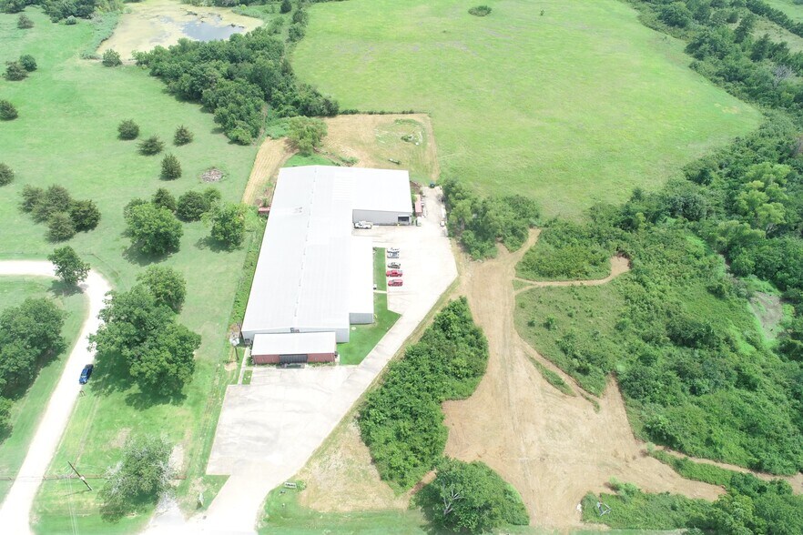 More Photos Of 21973 Highway 105, Montgomery Warehouse For Lease