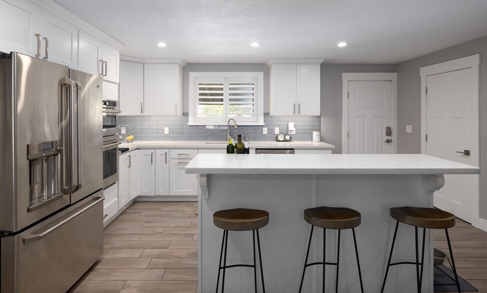 More Photos Of 270 E 5100 S, Washington Terrace Multifamily For Sale