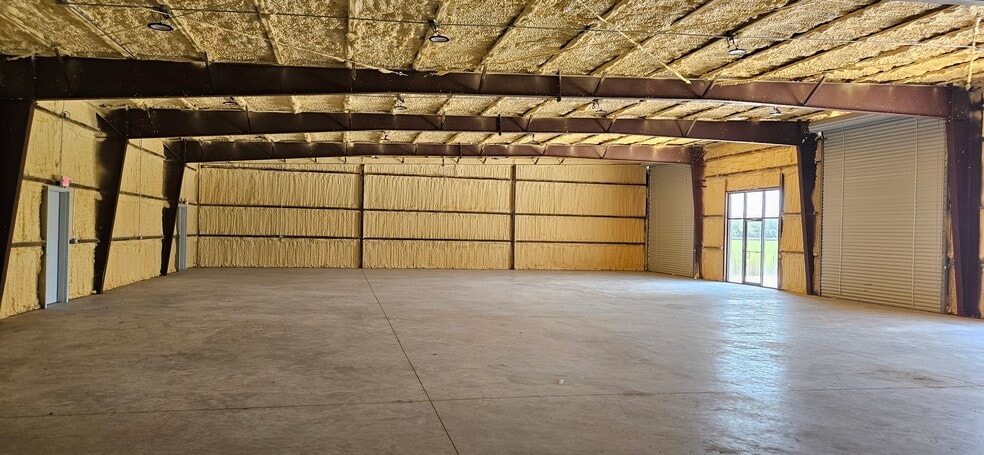 More Photos Of 4102 FM517, Alvin Warehouse For Lease