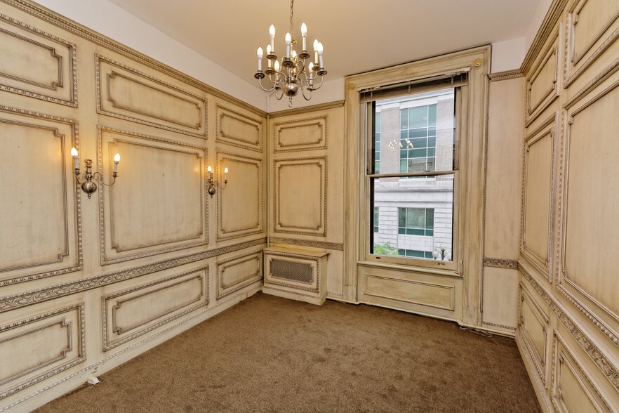 More Photos Of 600 Broadway, Albany Office For Sale