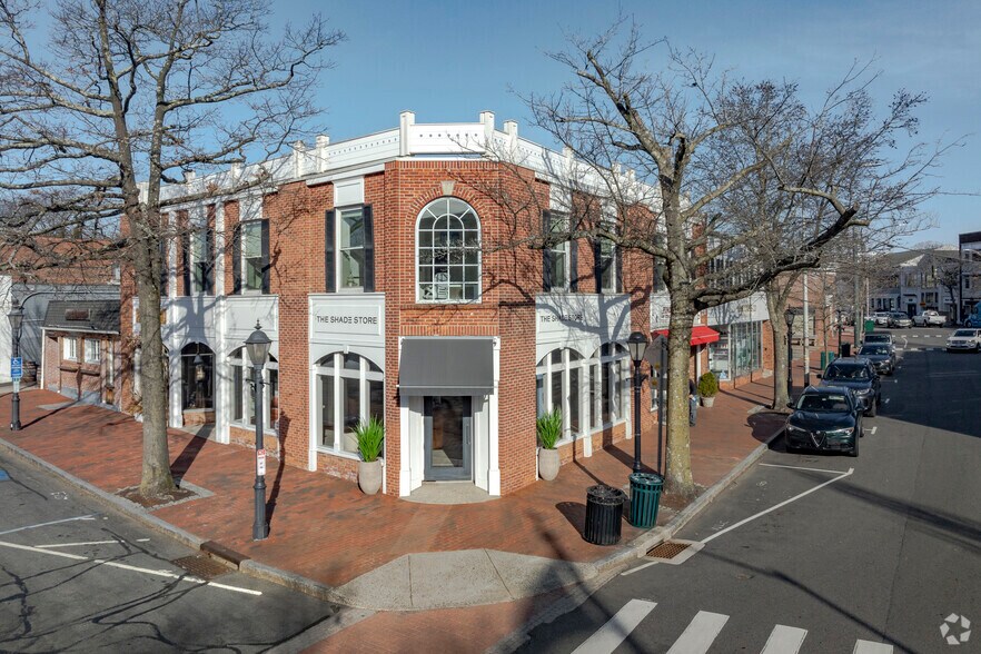 Primary Photo Of 5-7 Elm St, New Canaan Storefront Retail Office For Lease