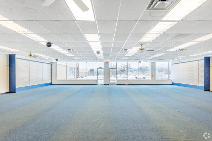 More Photos Of 31200-31350 Michigan Ave, Westland Unknown For Lease