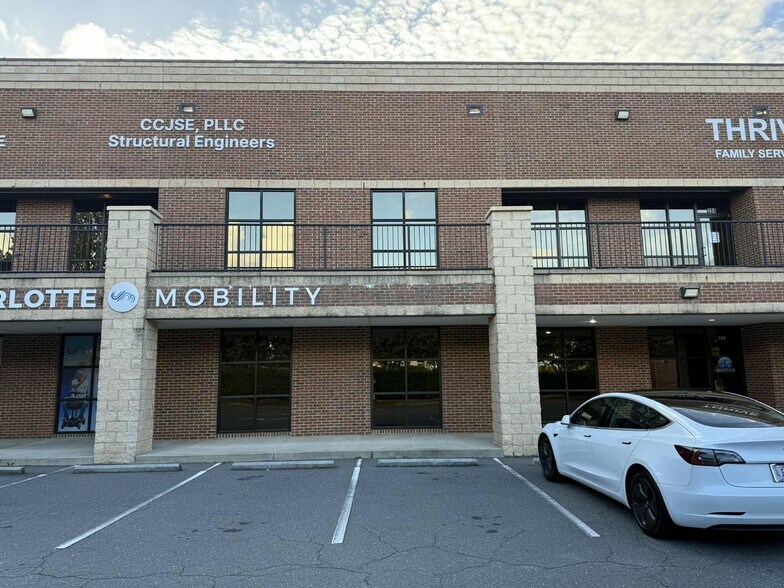 More Photos Of 852 Gold Hill Rd, Fort Mill Office For Sale