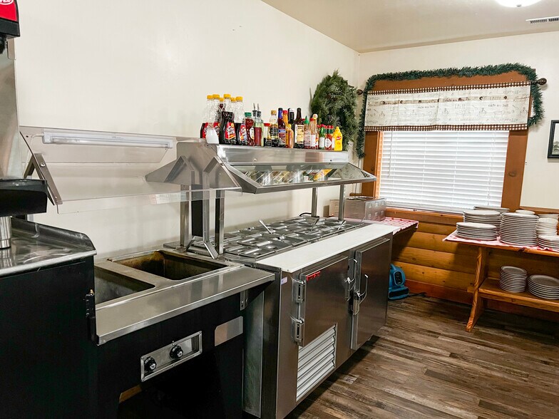 More Photos Of 150 S Railroad St, Midvale Restaurant For Sale