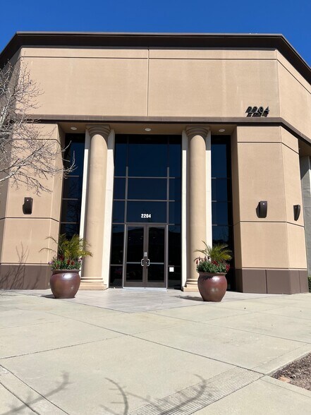 More Photos Of 2204 Plaza Dr, Rocklin Office For Lease