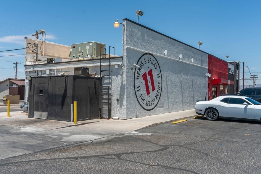 More Photos Of 1817 W Thatcher Blvd, Safford Restaurant For Sale