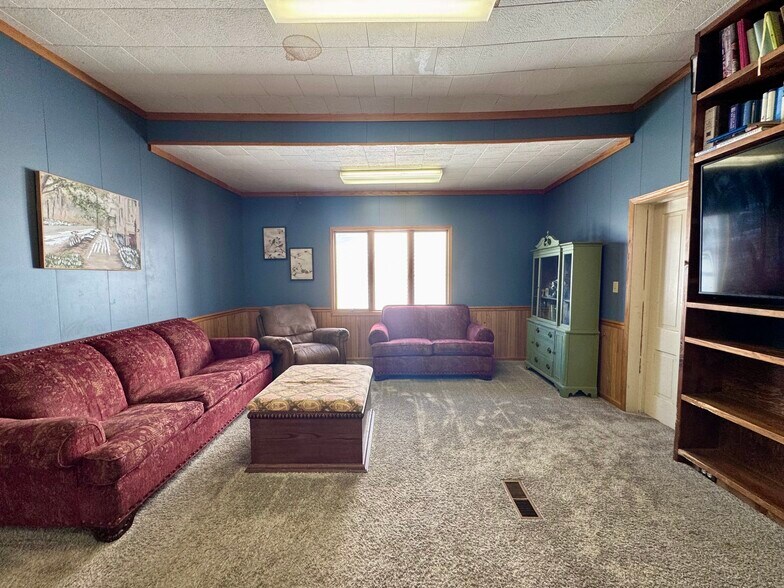 More Photos Of 1415 4th St, Fulton Storefront Retail Residential For Sale