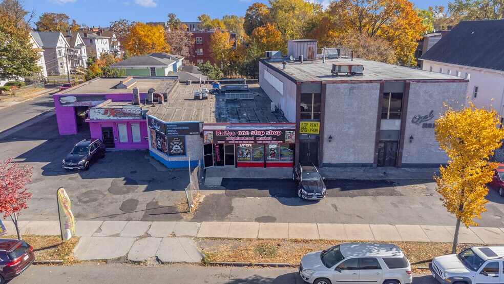 More Photos Of 156-162 Franklin Ave, Hartford General Retail For Sale