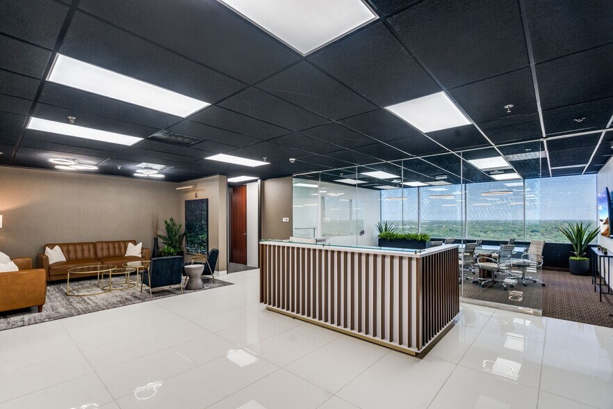 More Photos Of 3010 Lyndon B Johnson Fwy, Dallas Coworking Space