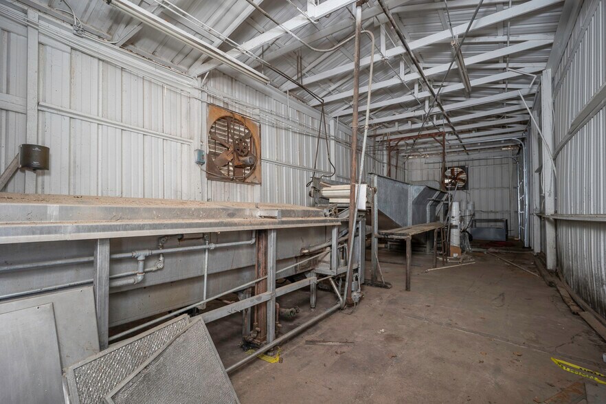 More Photos Of 1820 N Council Rd, Blanchard Food Processing For Sale
