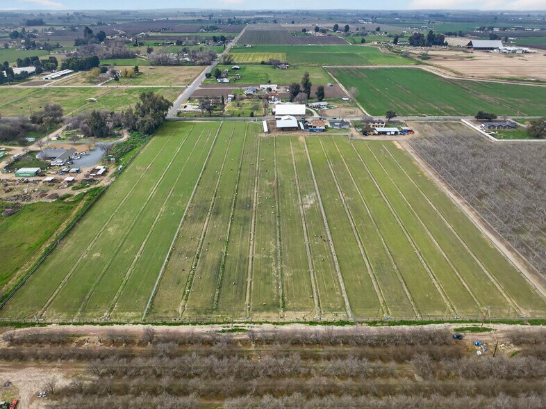 More Photos Of 6873 20th Ave, Lemoore Land For Sale