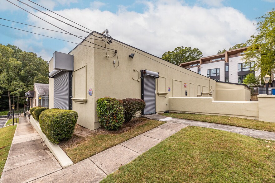 More Photos Of 1634 Northside Dr, Atlanta Storefront Retail Office For Sale