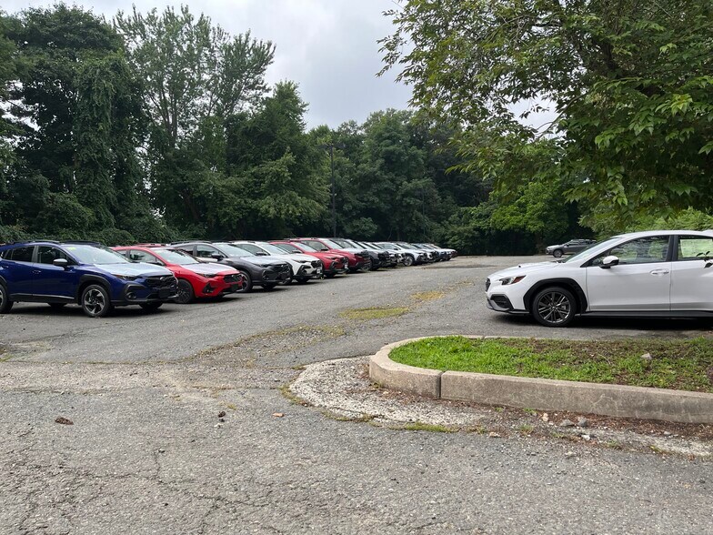 More Photos Of 110 Beaver St, Waltham Land For Lease