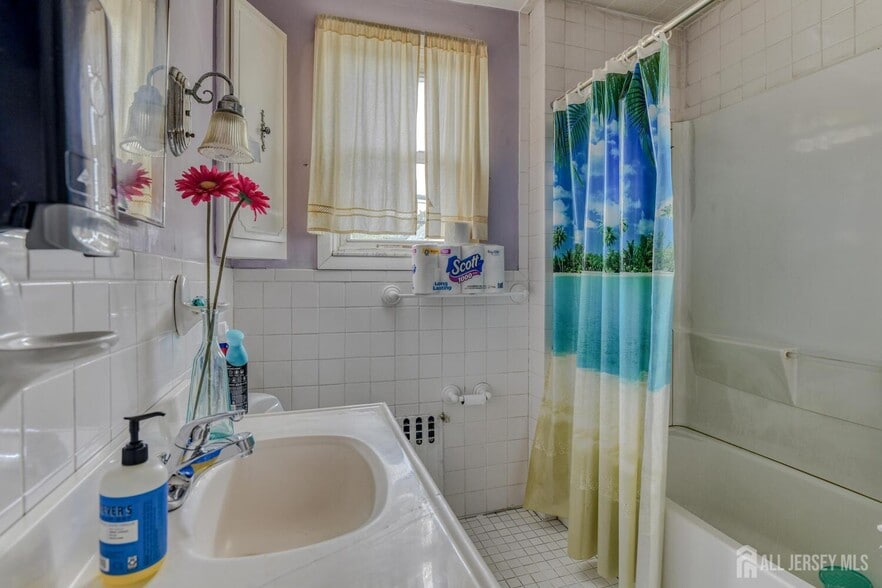 More Photos Of 213 S Main St, Milltown Office Residential For Sale