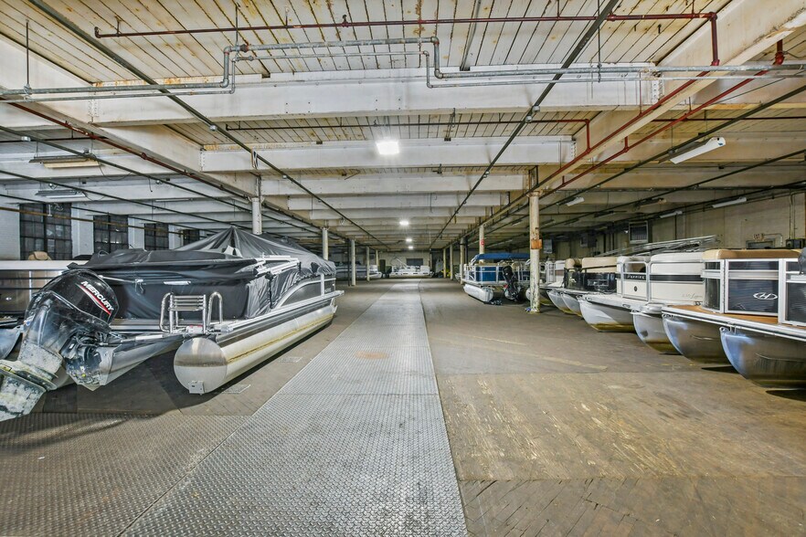 More Photos Of 20 Keeler St, Pittsfield Manufacturing For Sale