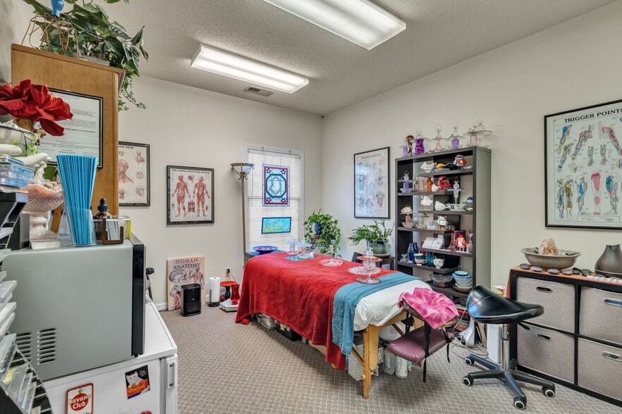 More Photos Of 1554 Union Rd, Gastonia Office For Lease