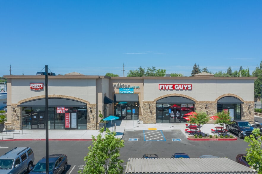 More Photos Of 5440 Hazel Ave, Fair Oaks Unknown For Lease