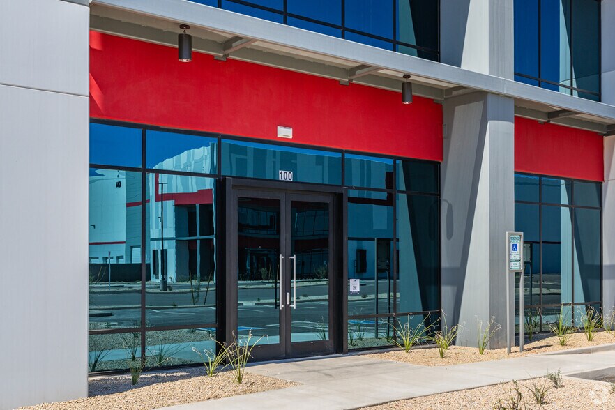 More Photos Of 6326 N Litchfield Rd, Litchfield Park Manufacturing For Sale
