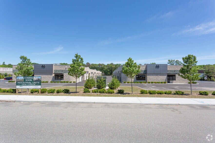 More Photos Of 46-48 Windsor Pl, Central Islip Unknown For Lease