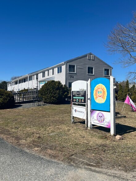 Primary Photo Of 254 Shore Rd, Buzzards Bay Office For Sale