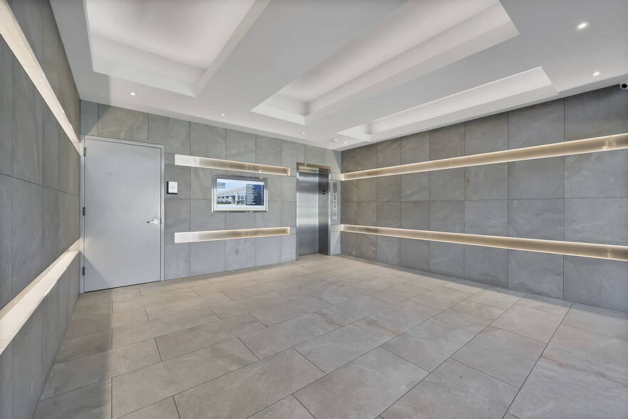 More Photos Of 111 Brook St, Scarsdale Loft Creative Space For Sale