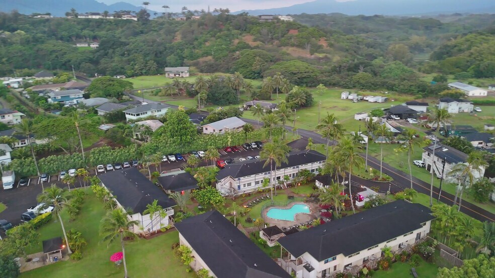 Primary Photo Of 2430 Hulemalu Rd, Lihue Hotel For Sale