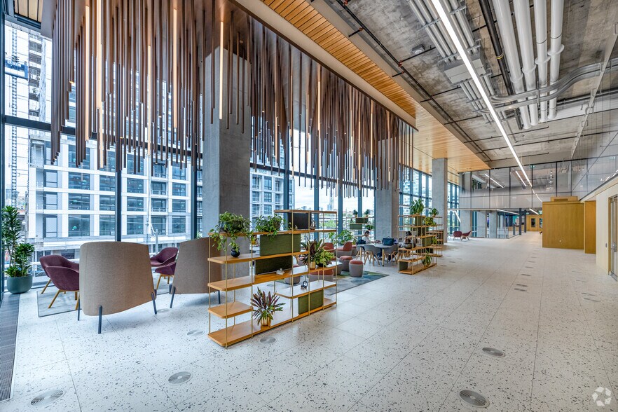 More Photos Of 155 Queens Quay E, Toronto Coworking Space