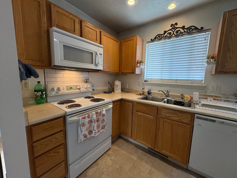 More Photos Of 119 E King St, Meridian Apartments For Sale