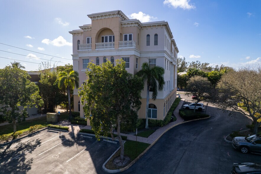 More Photos Of 7999 N Federal Hwy, Boca Raton Loft Creative Space For Sale