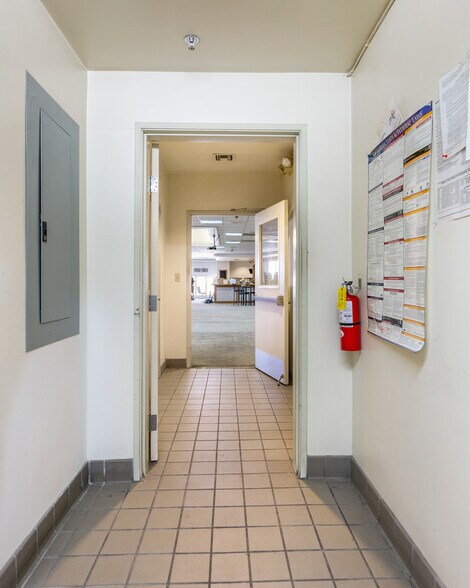 More Photos Of 534 S Myrtle Ave, Monrovia Restaurant For Lease