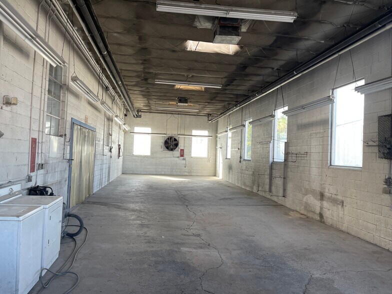 More Photos Of 337 American Ave, Salt Lake City Service For Lease