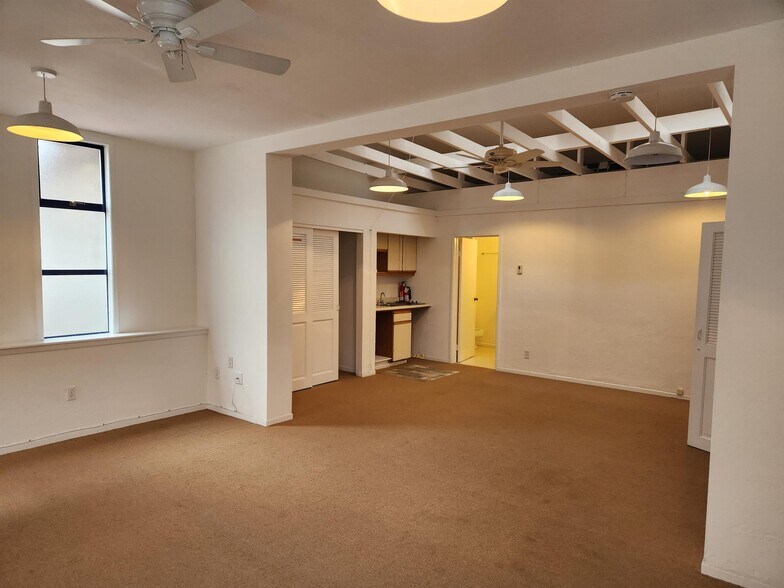 More Photos Of 3 Gate 5 Rd, Sausalito Office For Lease