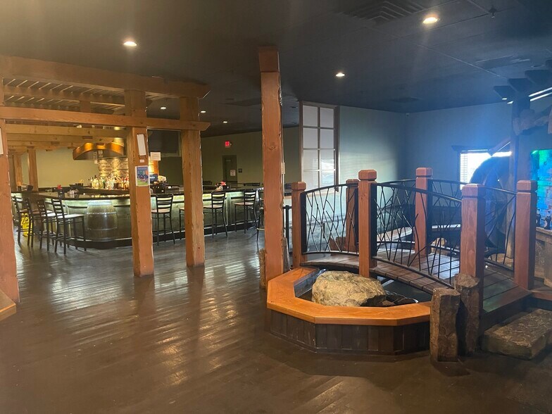 More Photos Of 20 N Raymond Rd, Spokane Restaurant For Sale