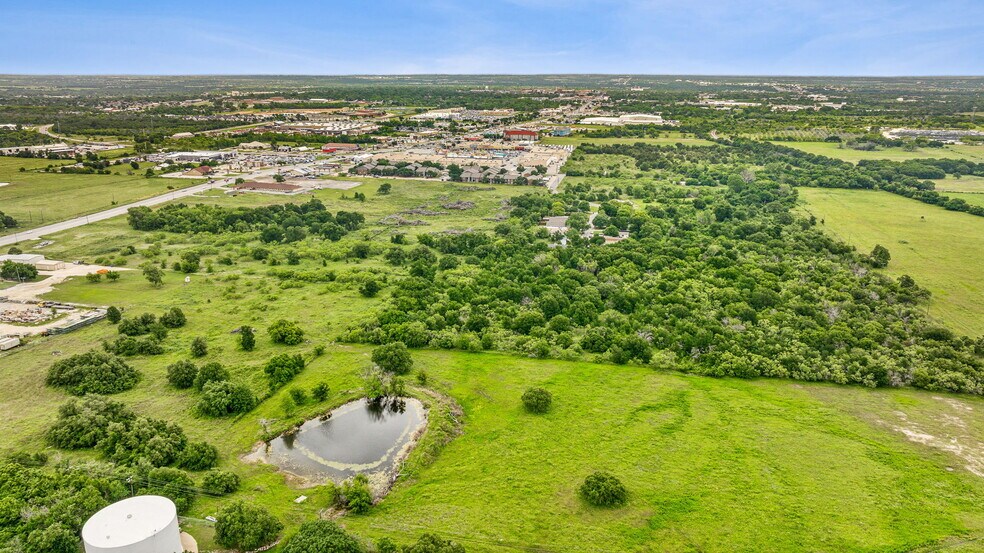 More Photos Of 3050 W Washington St, Stephenville Land For Sale