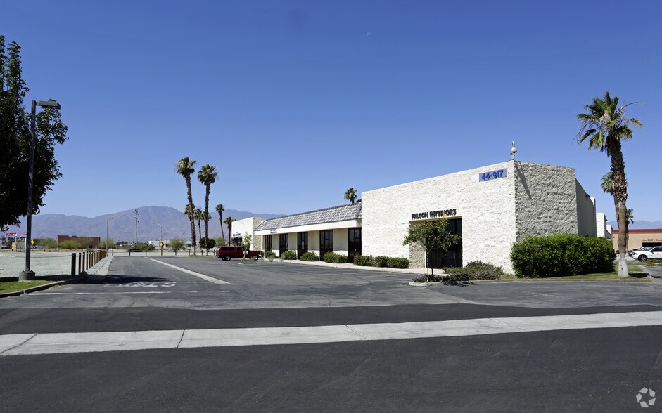 More Photos Of 44901 Golf Center Pky, Indio Unknown For Lease