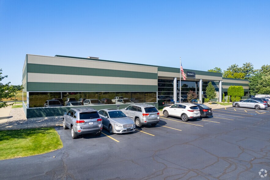More Photos Of 4775 Campus Dr, Kalamazoo Office For Lease
