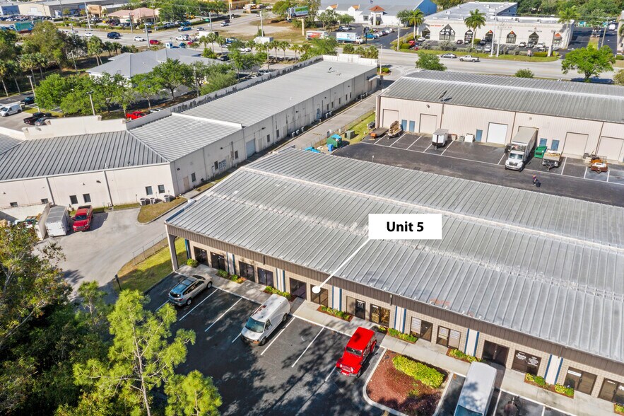 More Photos Of 12165 Metro Pky, Fort Myers Light Manufacturing For Lease