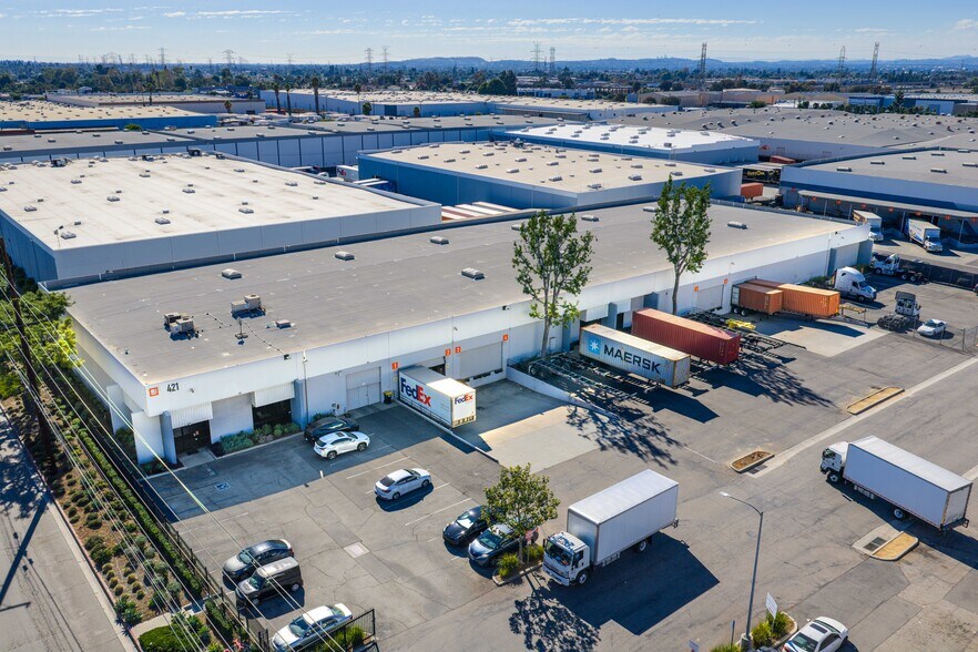 More Photos Of 421 N Baldwin Park Blvd, City Of Industry Warehouse For Lease