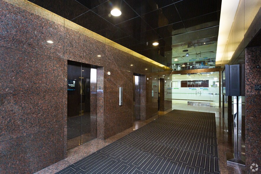 More Photos Of 3530 Wilshire Blvd, Los Angeles Office For Lease