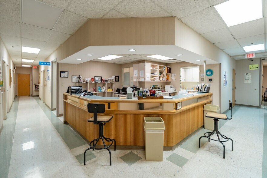 More Photos Of 6500 Preston Hwy, Louisville Medical For Lease