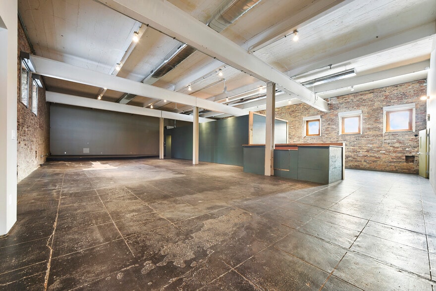 More Photos Of 5515 Penn Ave, Pittsburgh Storefront Retail Office For Lease