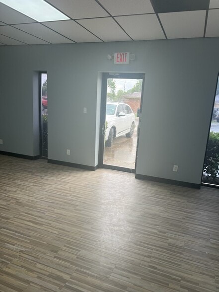 More Photos Of 14606 Sheraton St, Houston Warehouse For Sale