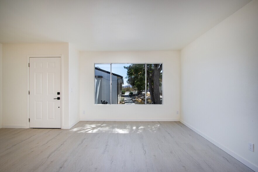 More Photos Of 7382 Olympic Rd, Joshua Tree Apartments For Sale