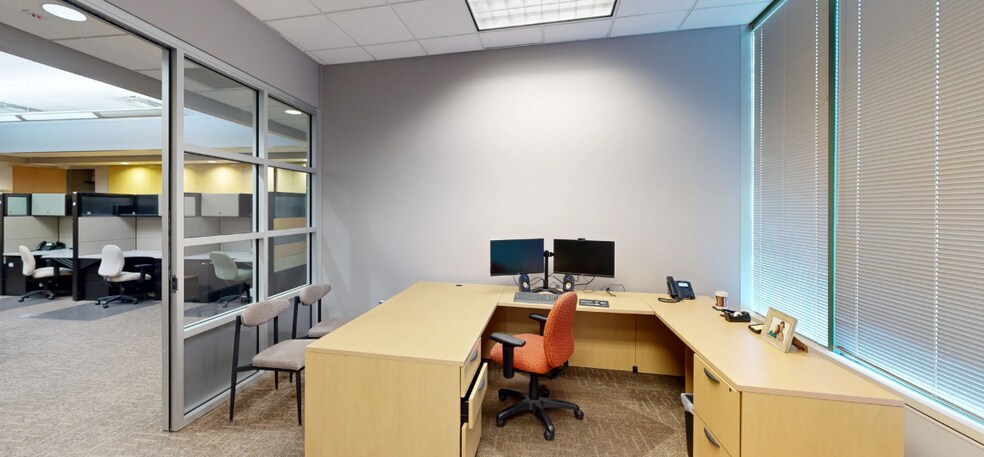 More Photos Of 825 S Kansas Ave, Topeka General Retail For Sale