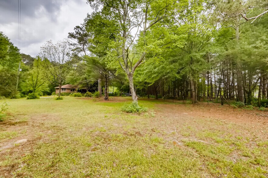 More Photos Of 3920 Hiram Lithia Springs Rd, Powder Springs Land For Sale