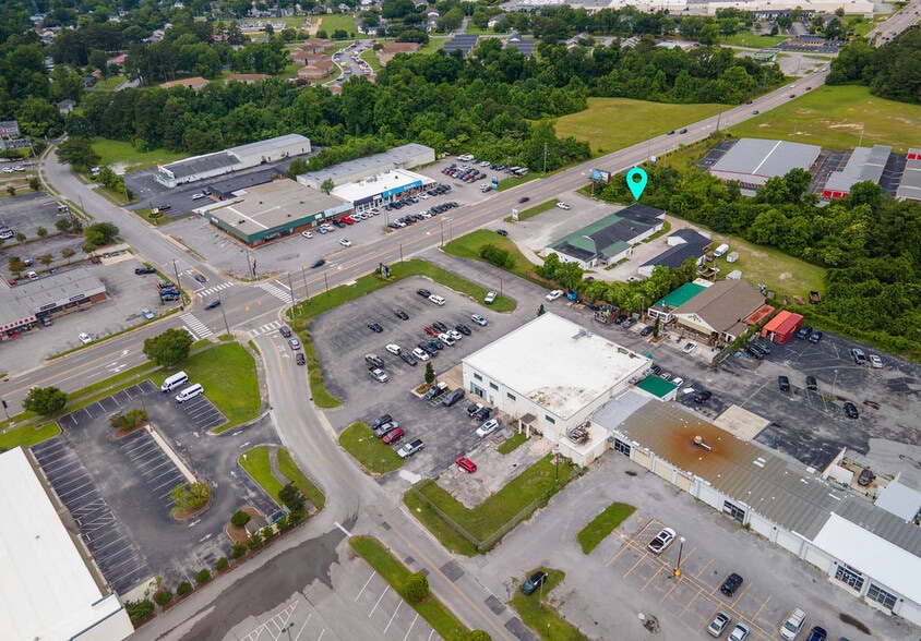 More Photos Of 1212-1216 Gum Branch Rd, Jacksonville General Retail For Sale