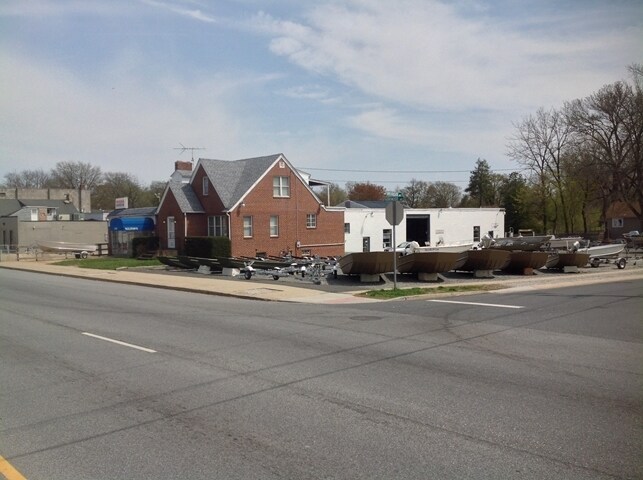 More Photos Of 1900 Kirkwood Hwy, Wilmington Freestanding For Lease