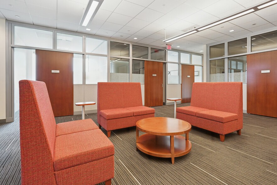 More Photos Of 1175-1177 Boston Providence Tpke, Norwood Medical For Lease