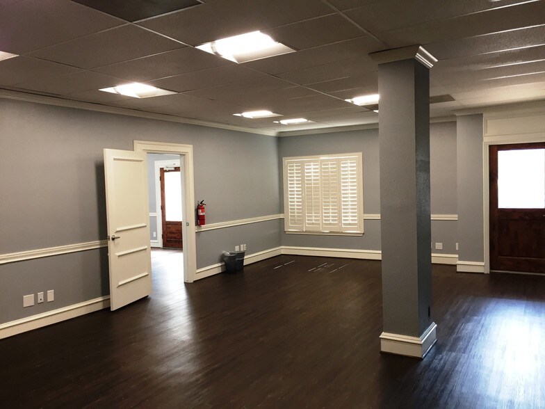 More Photos Of 4130 Spicewood Springs Rd, Austin Loft Creative Space For Lease