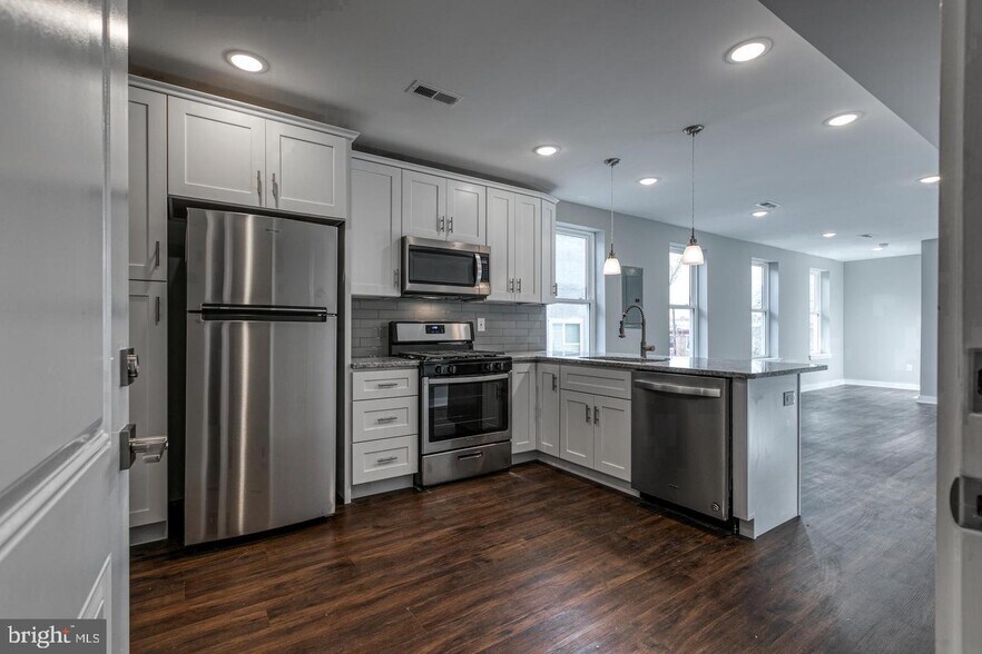More Photos Of 1316 S Broad St, Philadelphia Apartments For Sale